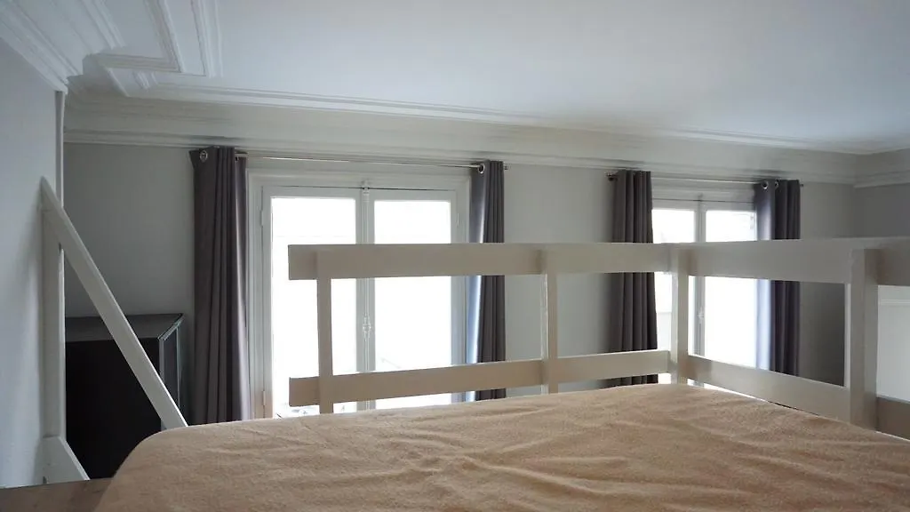 Rue Paul Valery 16 Apartment