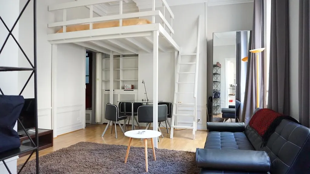 Apartment Rue Paul Valery 16 *